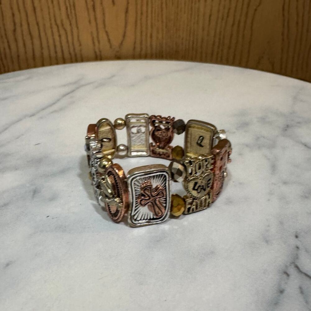 Vintage Gergana”s Couture Hope bracelet - Picture 4 of 4